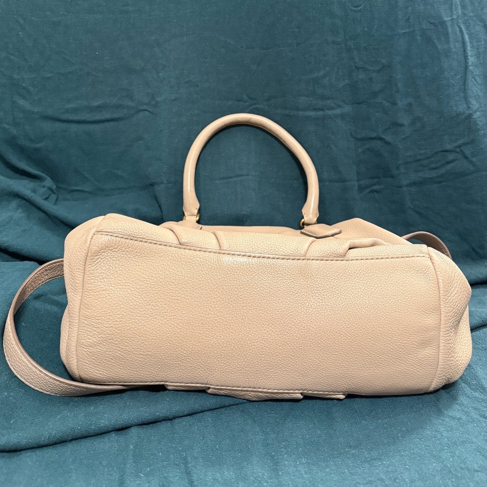 Marc by Marc Jacobs Taupe Pebbled Leather Satchel with Gold Plaque - Picture 4 of 5